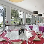 מלון The Originals Le Cise Restaurant Et 3*