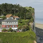 Hotel The Originals Le Cise Restaurant Et 3*