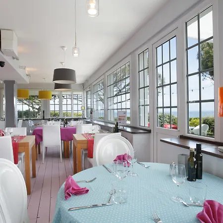 The Originals Le Cise Restaurant Et Ault