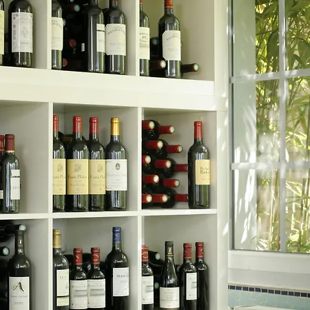 Hotel The Originals Le Cise Restaurant Et 3*