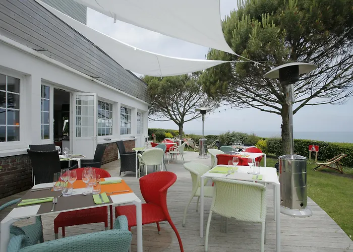 מלון The Originals Le Cise Restaurant Et אולט