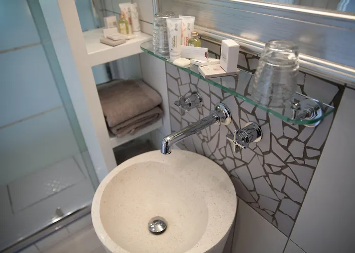 Hotel The Originals Le Cise Restaurant Et