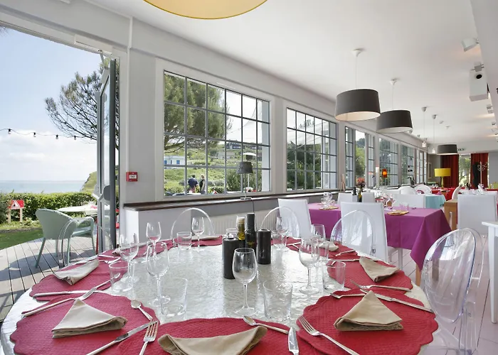 Hotel The Originals Le Cise Restaurant Et 3*