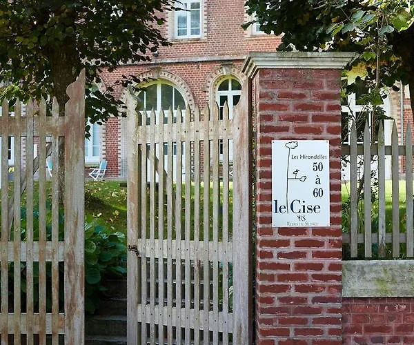 Hotel The Originals Le Cise Restaurant Et 3*