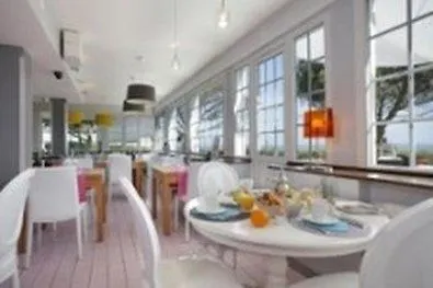 מלון The Originals Le Cise Restaurant Et אולט